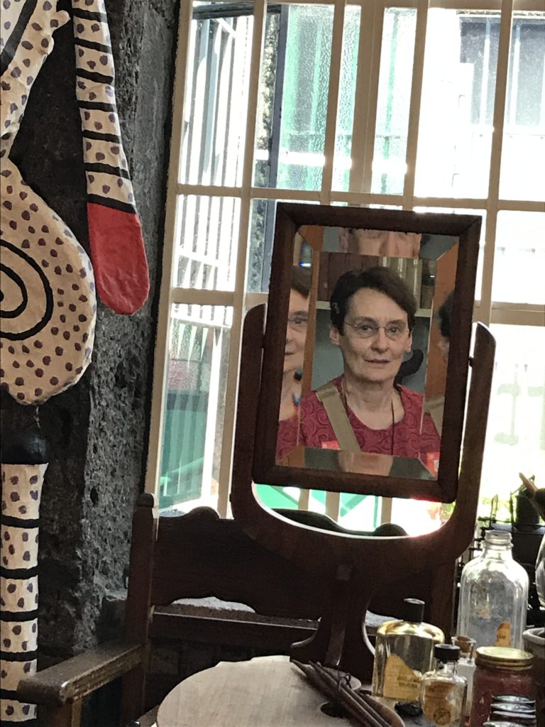 Jan Kurtz image being reflected back out of Frida Kahlo’s personal mirror