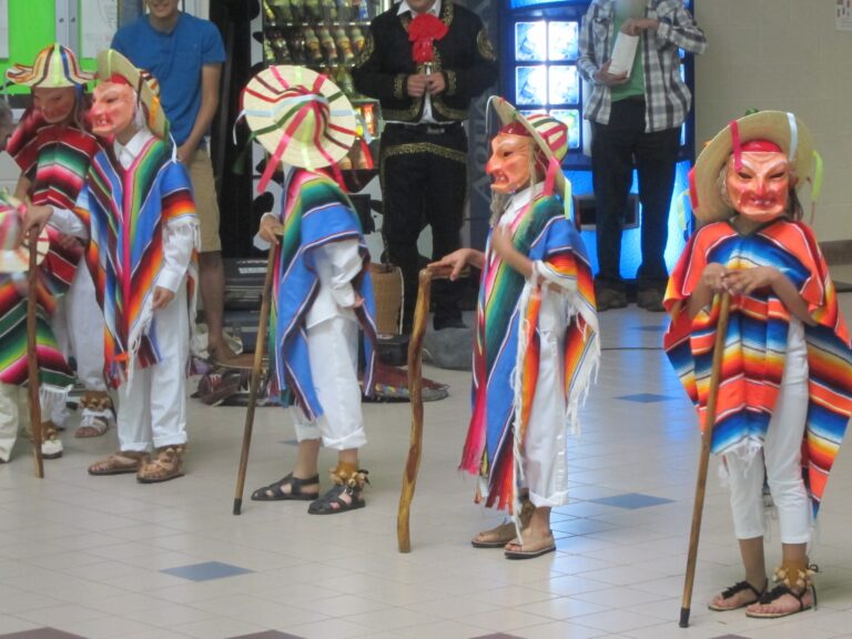Los Viejitos
